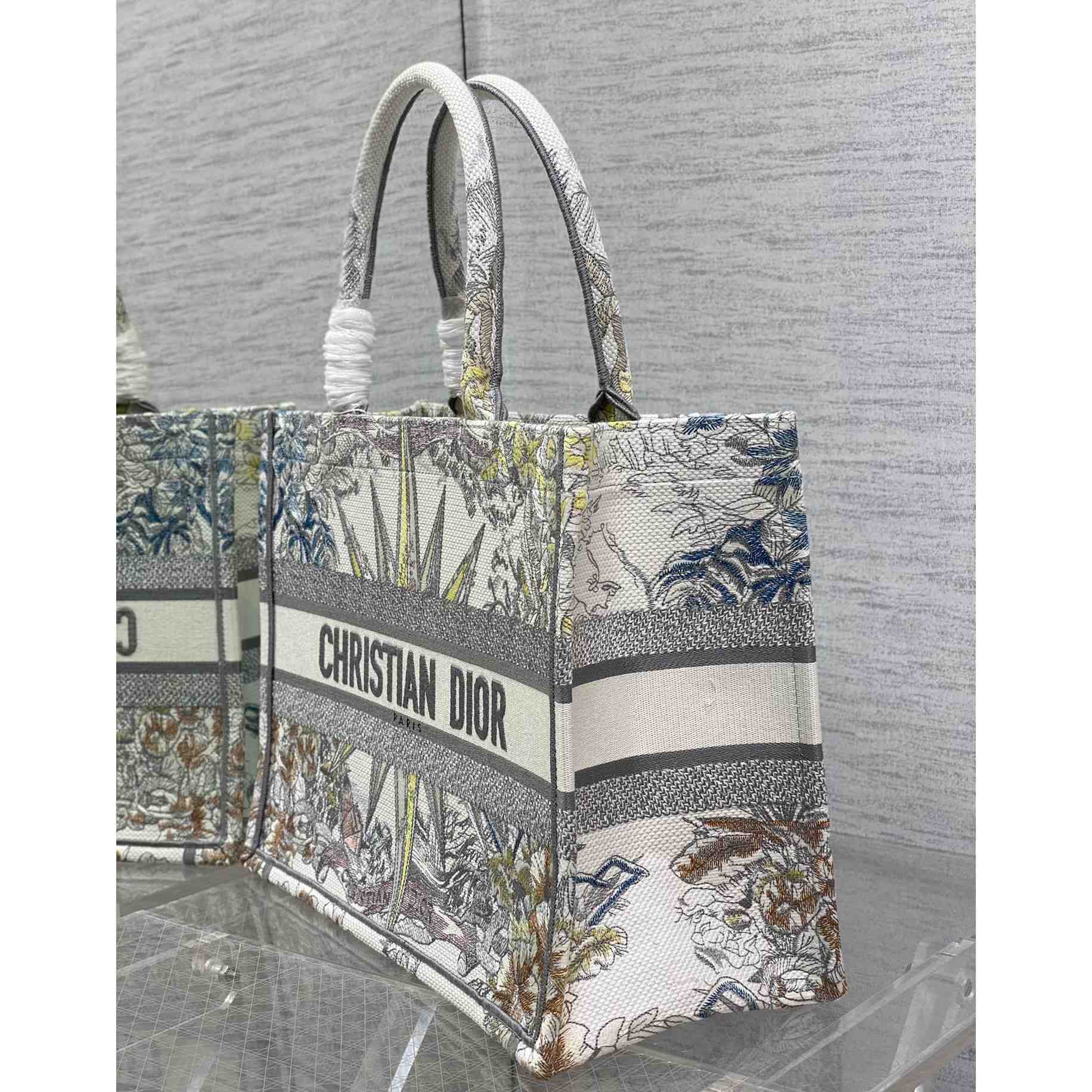 Dior Medium Dior Book Tote(36-18-28cm) - DopestKickz