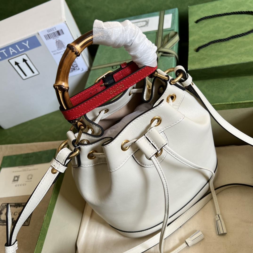 Gucci Diana Small Bucket Bag (23.5-38-10.5cm) - DopestKickz