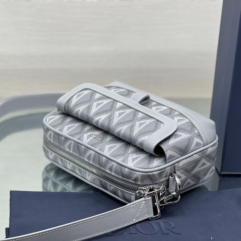 Dior Hit The Road Messenger Pouch(20.5-15-7 cm) - DopestKickz