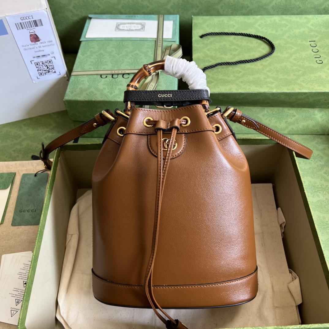 Gucci Diana Small Bucket Bag (23.5-38-10.5cm) - DopestKickz