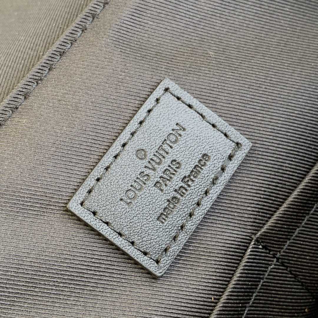 Louis Vuitton  Saumur Messenger(36-23-11cm) M45911 - DopestKickz