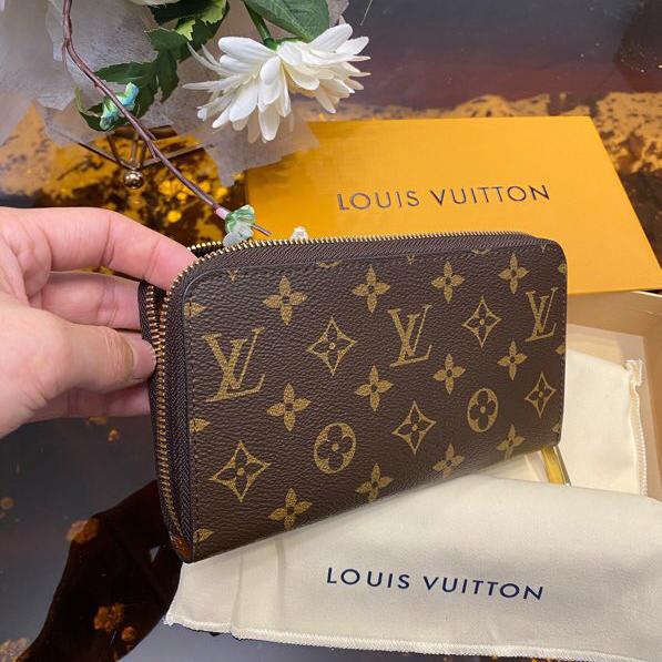 Louis Vuitton Zippy Wallet Fuchsia Monogram(19-10-1cm)  M60017 - DopestKickz