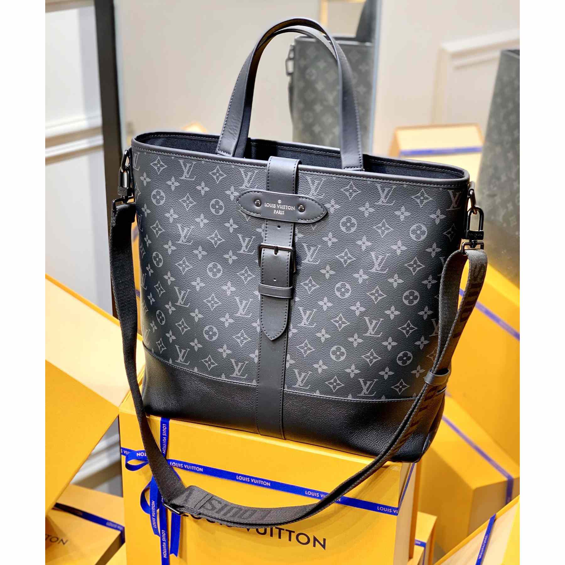 Louis Vuitton Saumur Tote(38-37-13cm) M45914 - DopestKickz
