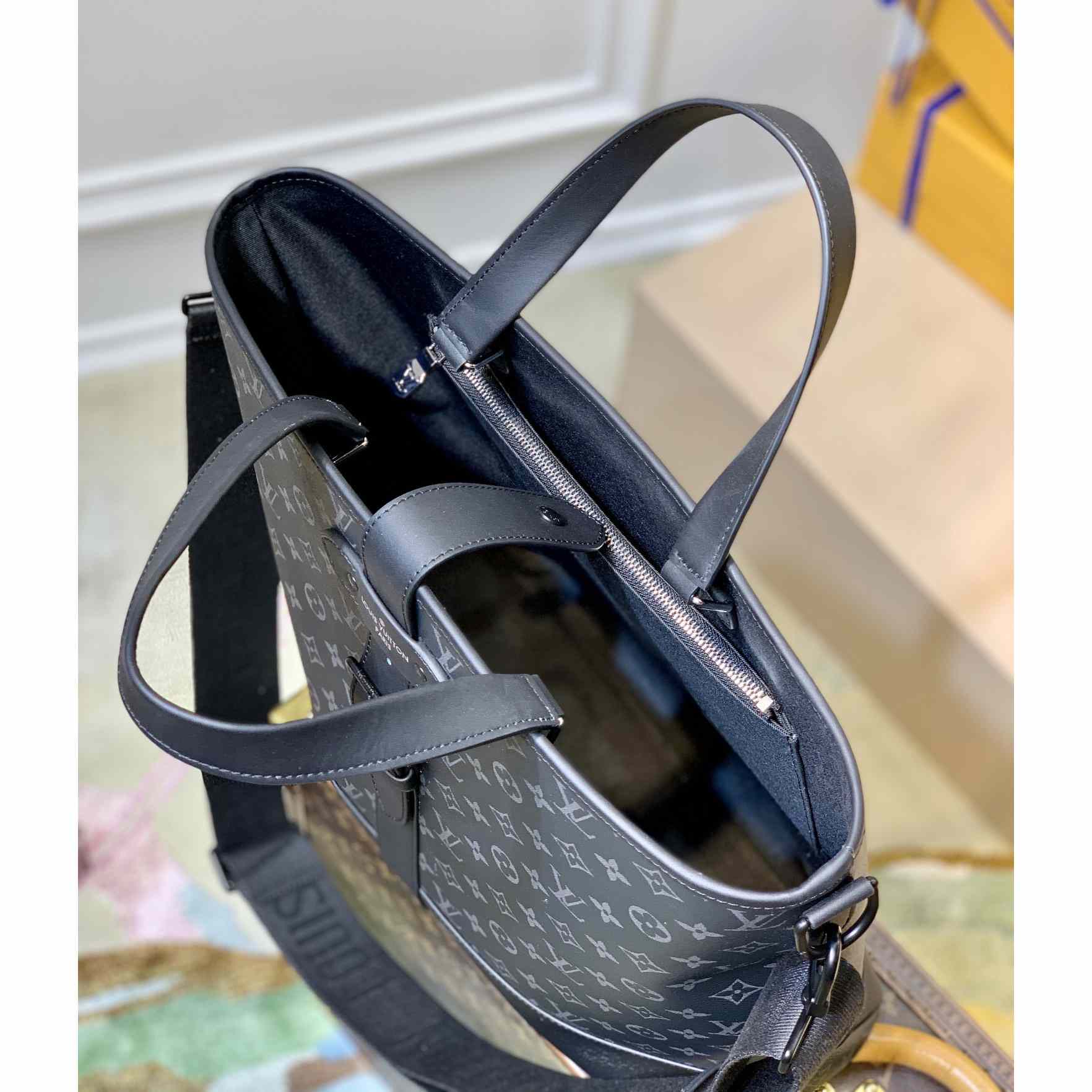 Louis Vuitton Saumur Tote(38-37-13cm) M45914 - DopestKickz