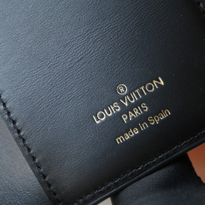 Louis Vuitton Dauphine Compact Wallet (12-9.5-3.5cm)   M68725 - DopestKickz