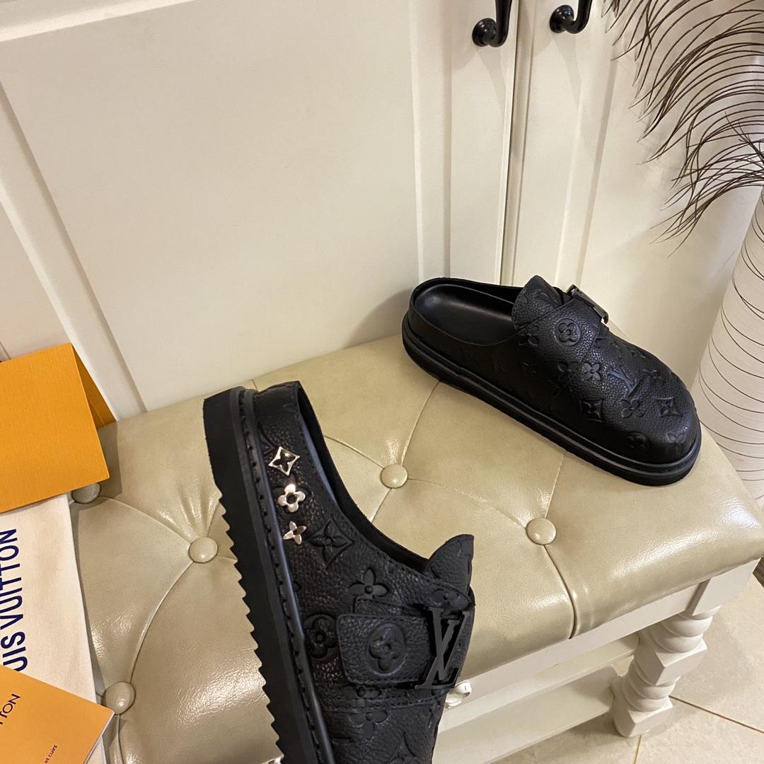 Louis Vuitton LV Easy Mule    1AA0C8 - DopestKickz