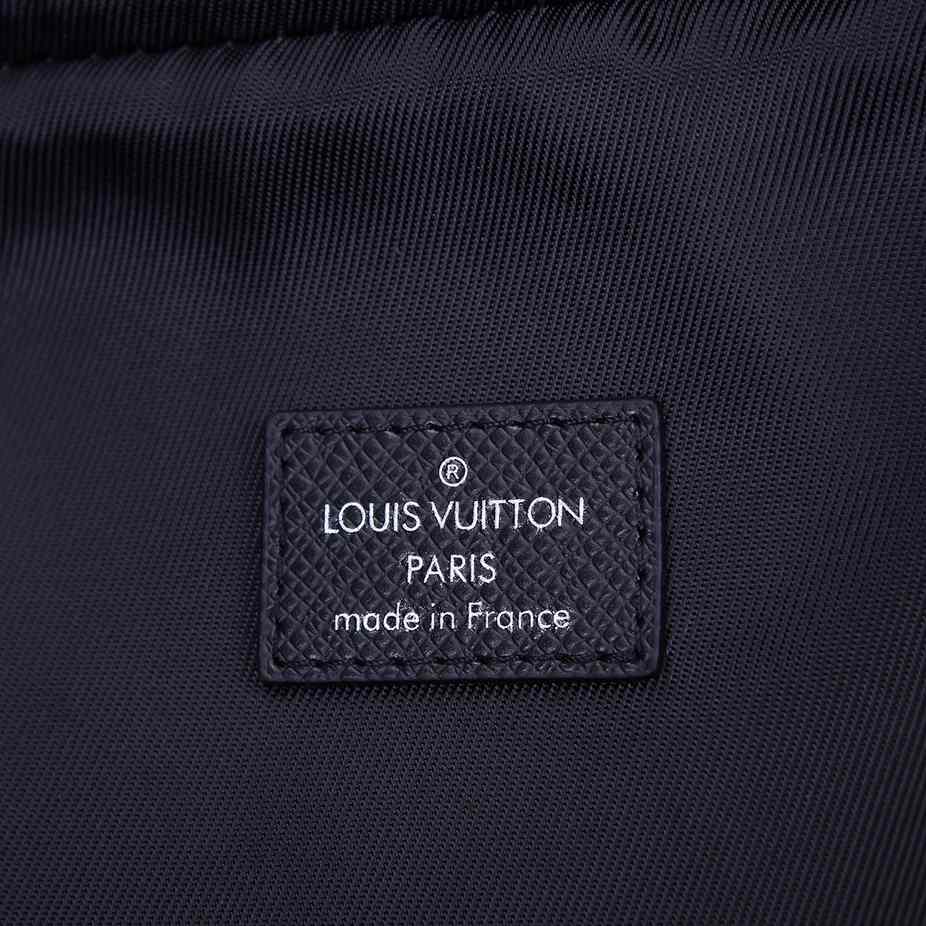 Louis Vuitton Avenue Sling Bag(20-31-10cm)   M30443 - DopestKickz