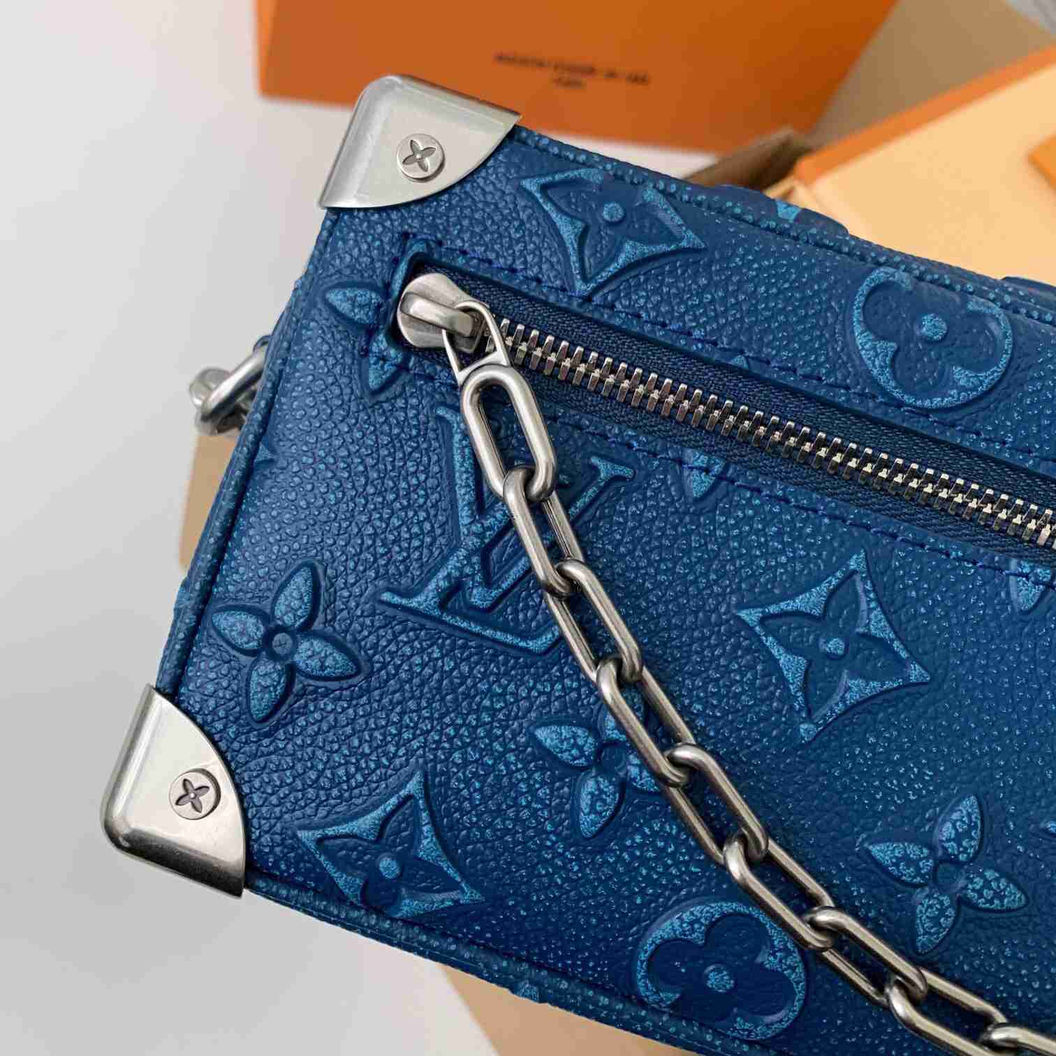 Louis Vuitton Mini Soft Trunk(18.5-13-8CM)  M21368 - DopestKickz