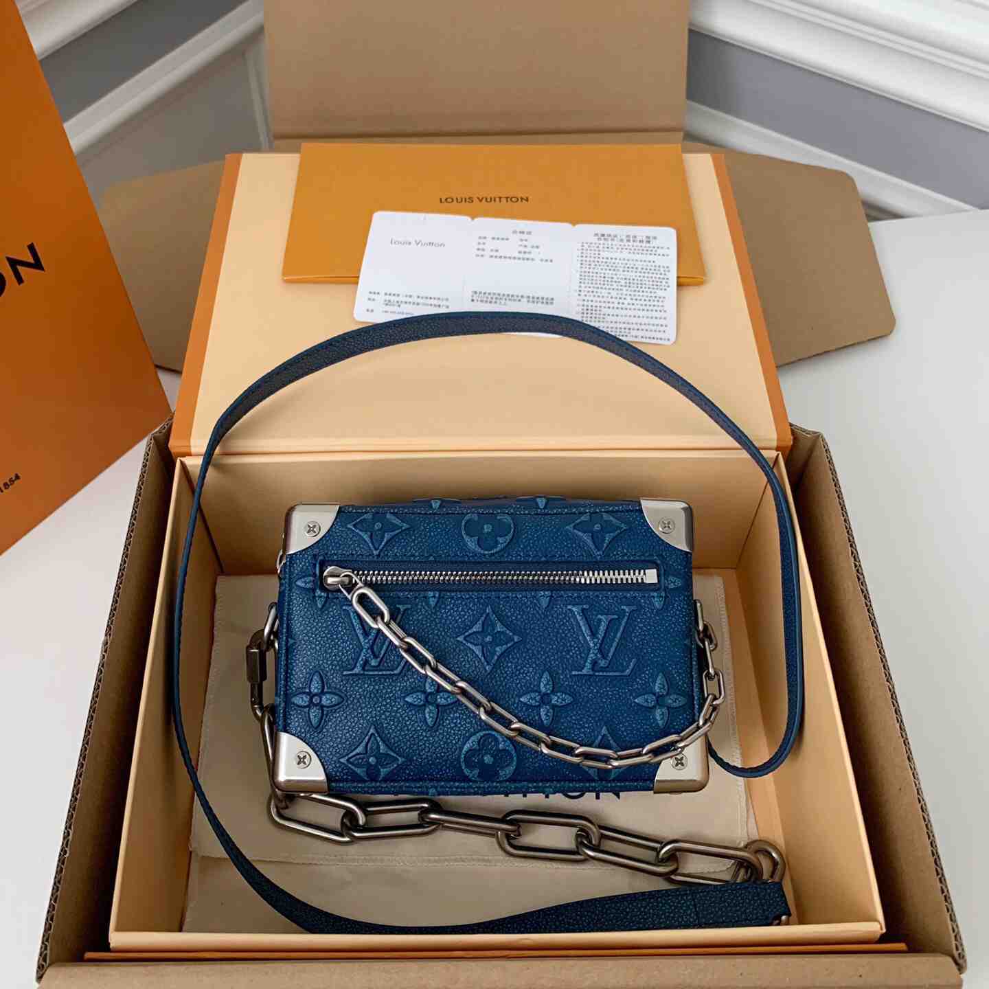 Louis Vuitton Mini Soft Trunk(18.5-13-8CM)  M21368 - DopestKickz