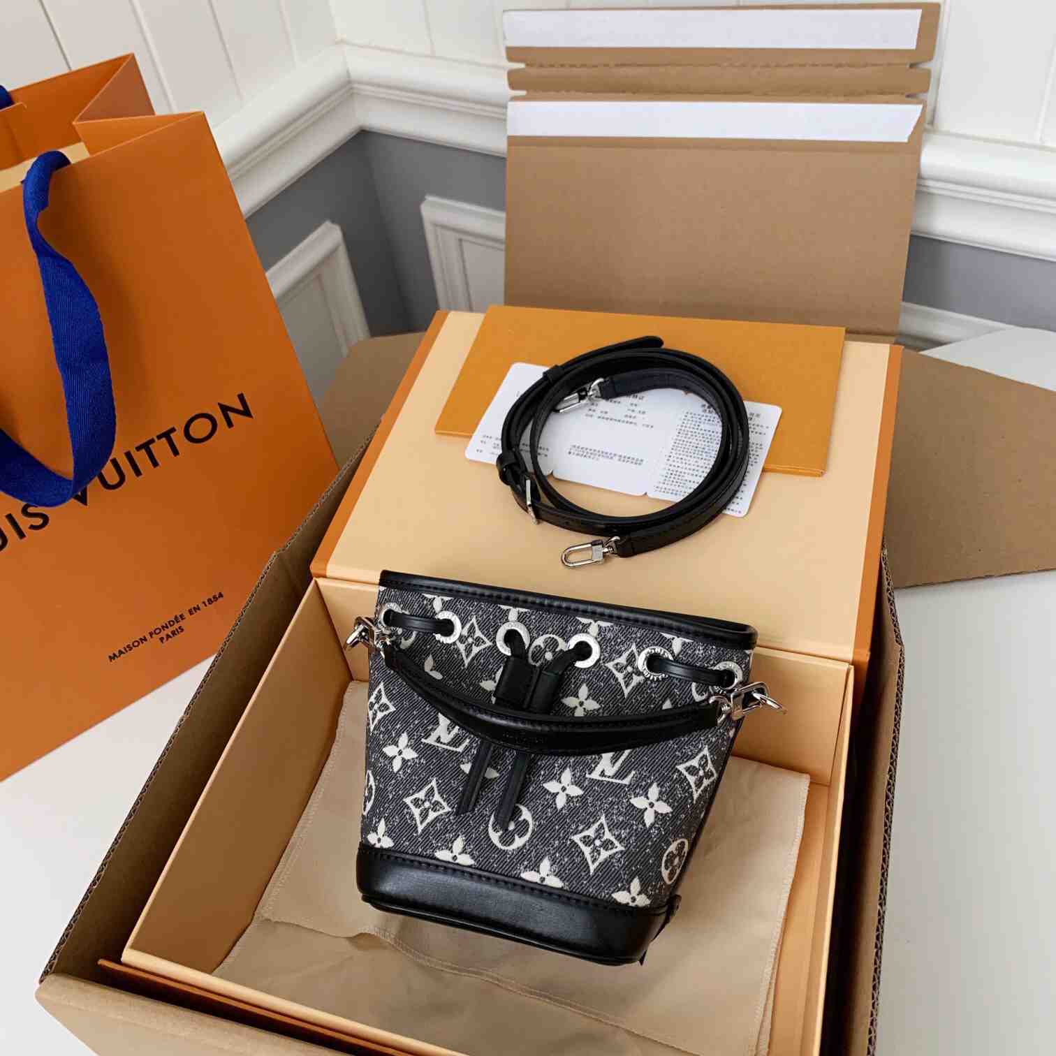 Louis Vuitton Nano Noe(13-16-10m) - DopestKickz