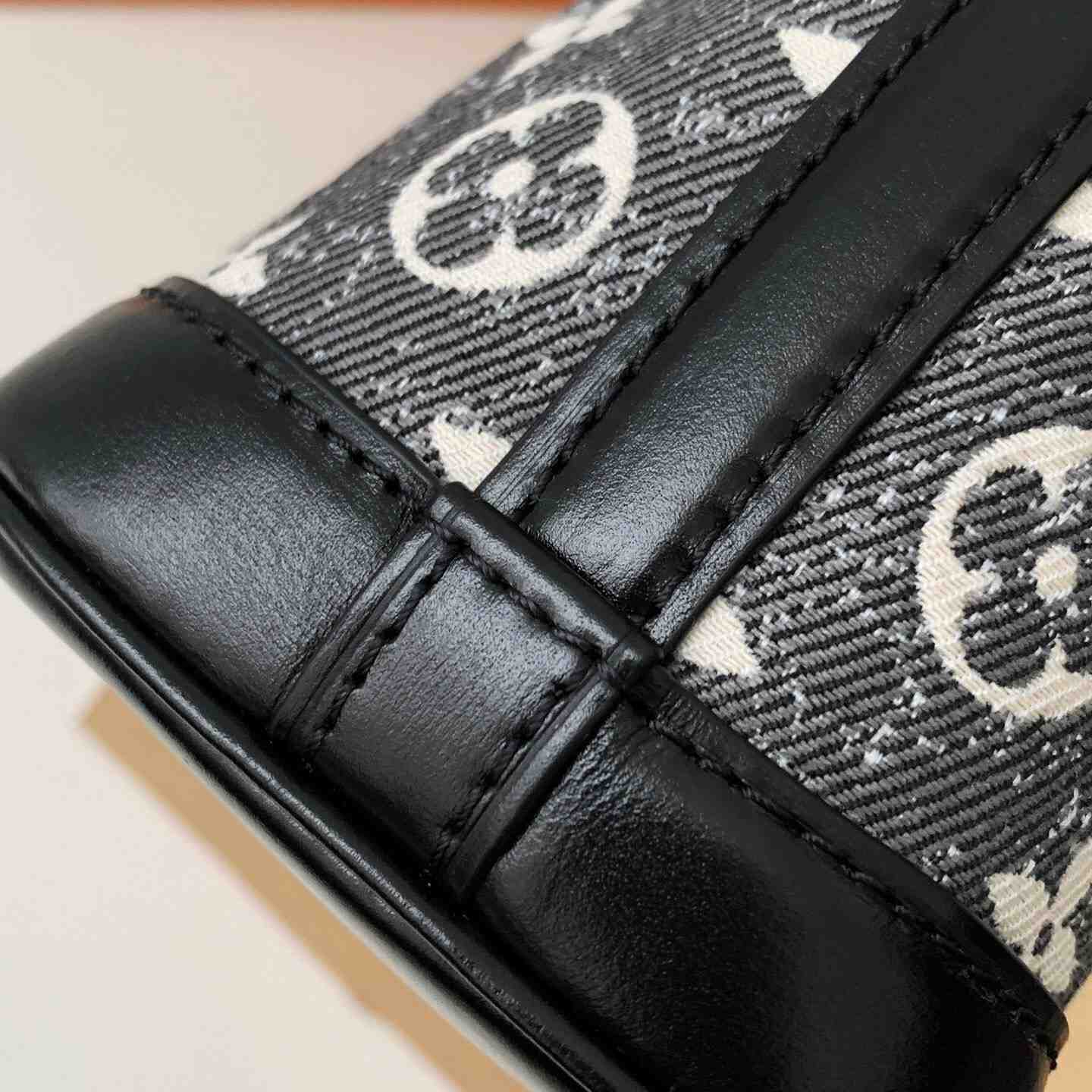 Louis Vuitton Nano Noe(13-16-10m) - DopestKickz