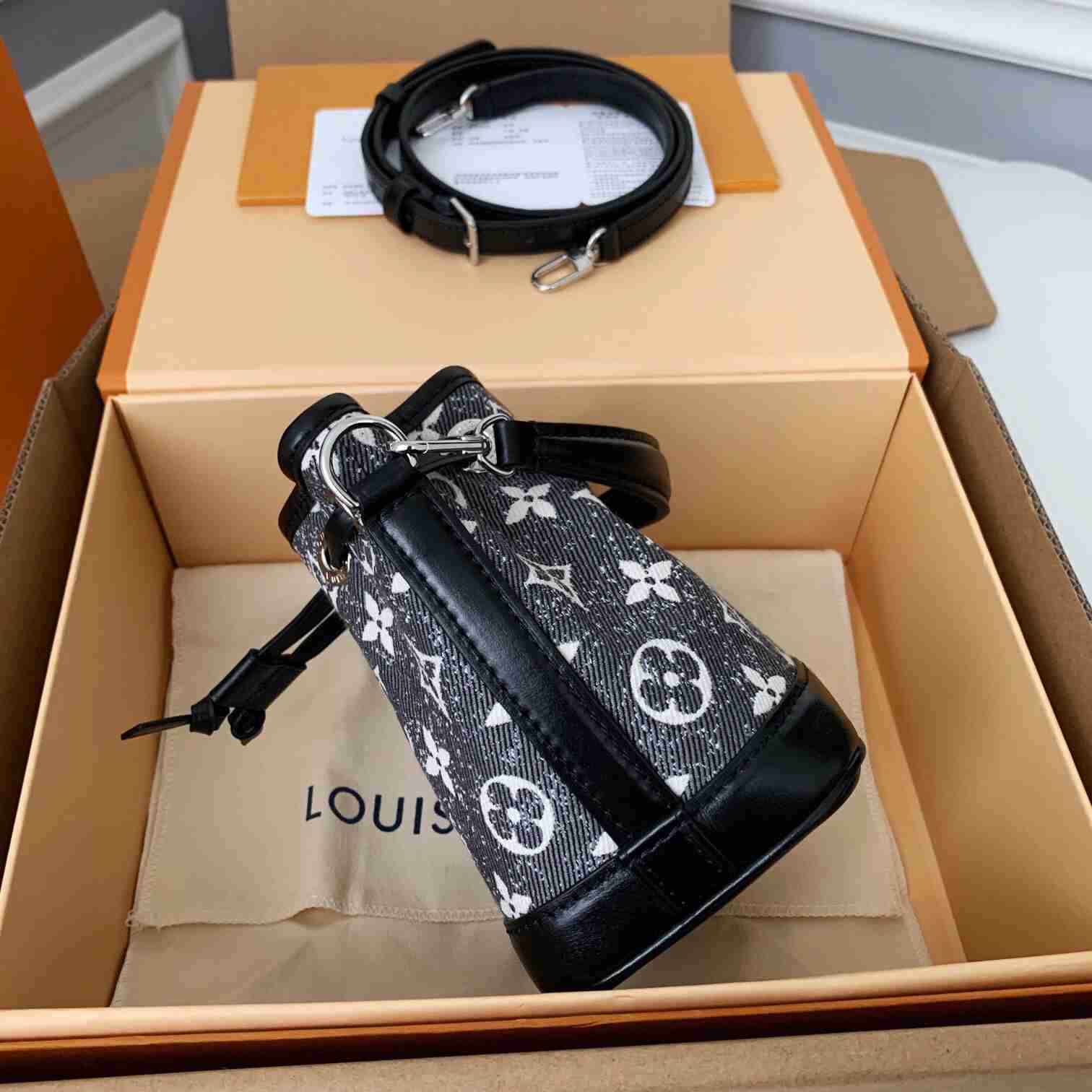 Louis Vuitton Nano Noe(13-16-10m) - DopestKickz