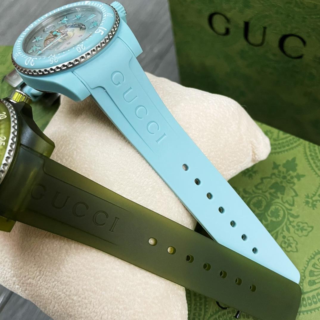 Gucci Dive Watch, 40mm - DopestKickz
