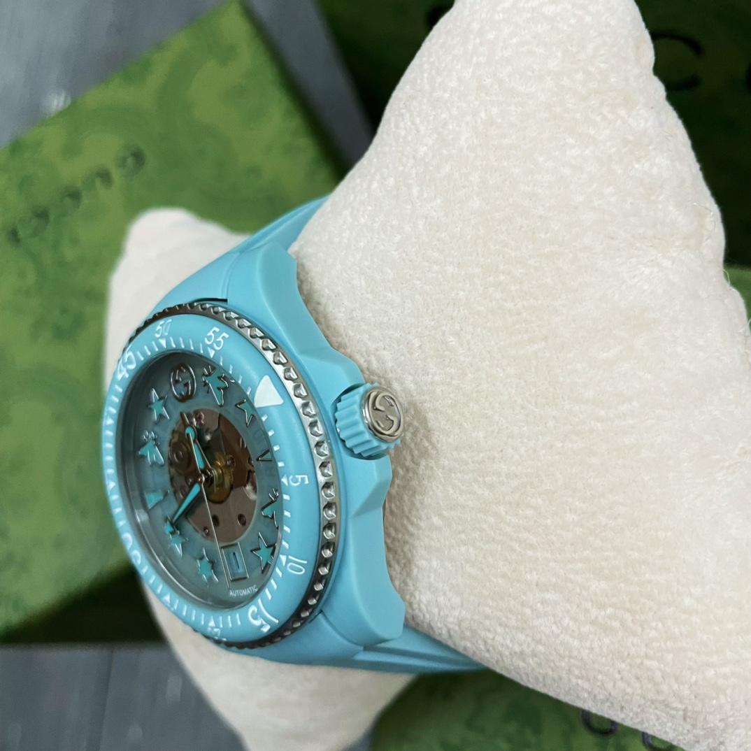 Gucci Dive Watch, 40mm - DopestKickz