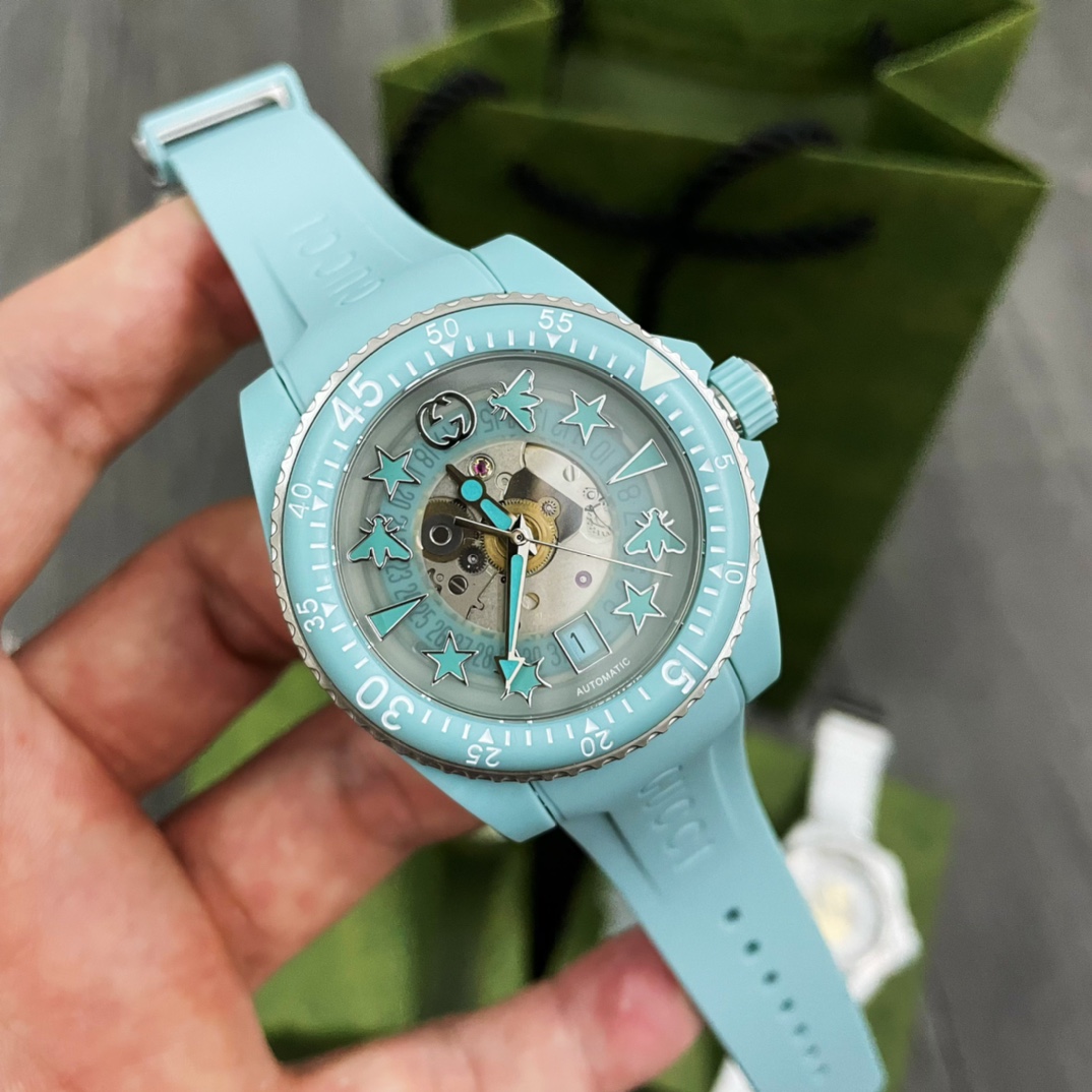 Gucci Dive Watch, 40mm - DopestKickz