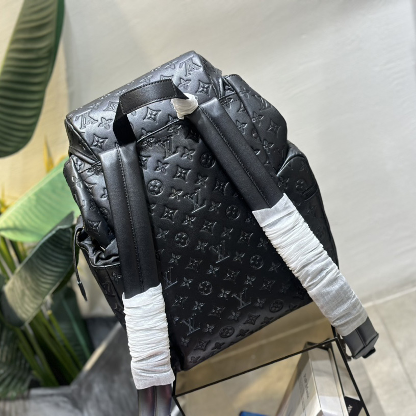 Louis Vuitton Discovery Backpack GM(35-54.5-19cm)  M43680 - DopestKickz