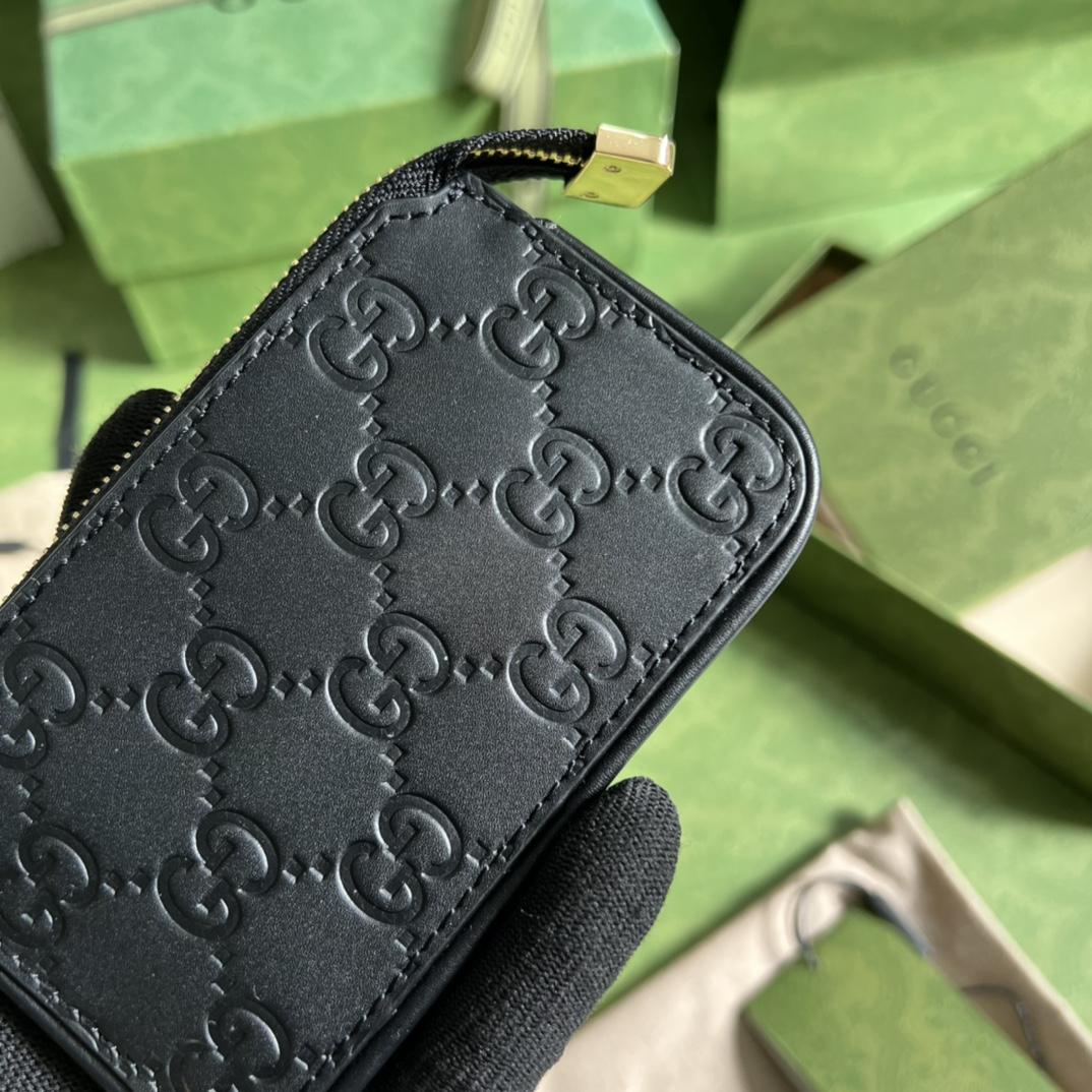 Gucci Signature Key Case(12-7.5-1.5cm) - DopestKickz