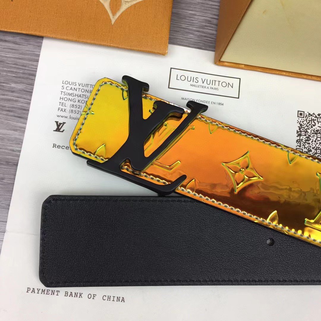 Louis Vuitton 40MM Reversible Belt - DopestKickz