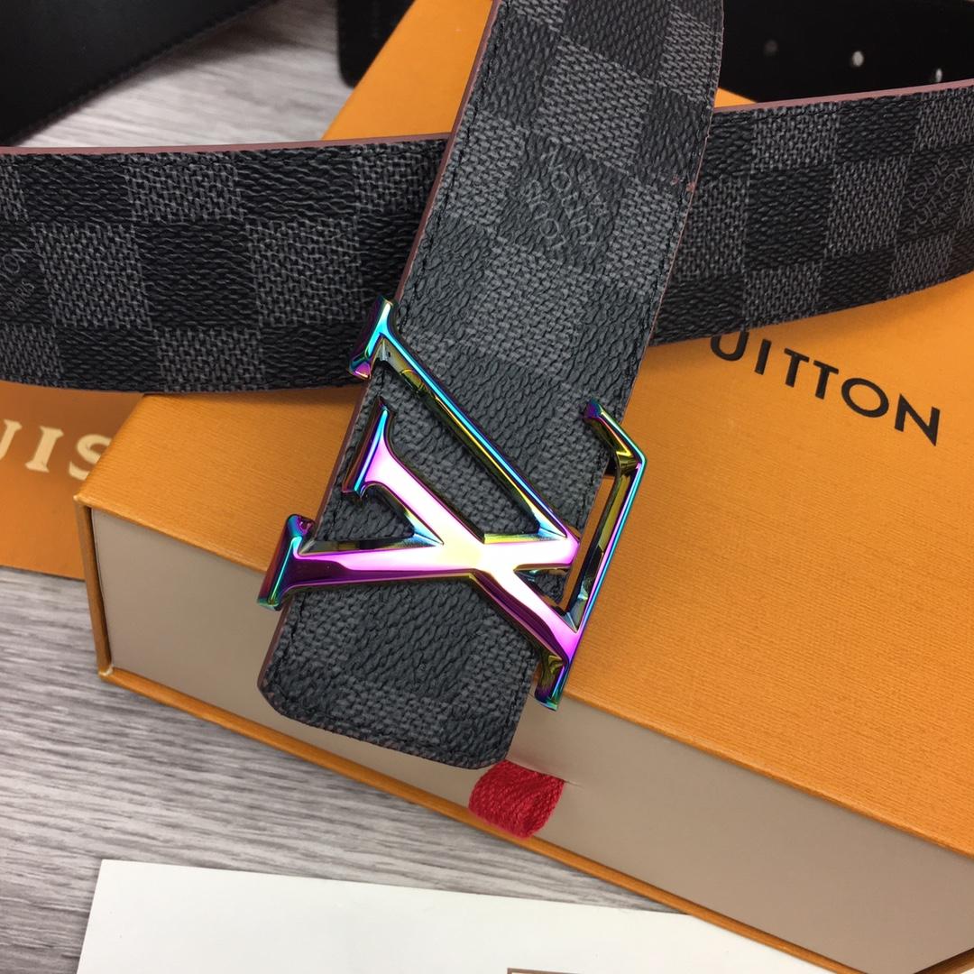 Louis Vuitton  LV Initiales 40mm Reversible Belt - DopestKickz