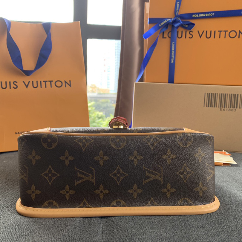 Louis Vuitton Diane(25-9-15cm)   M45985 - DopestKickz