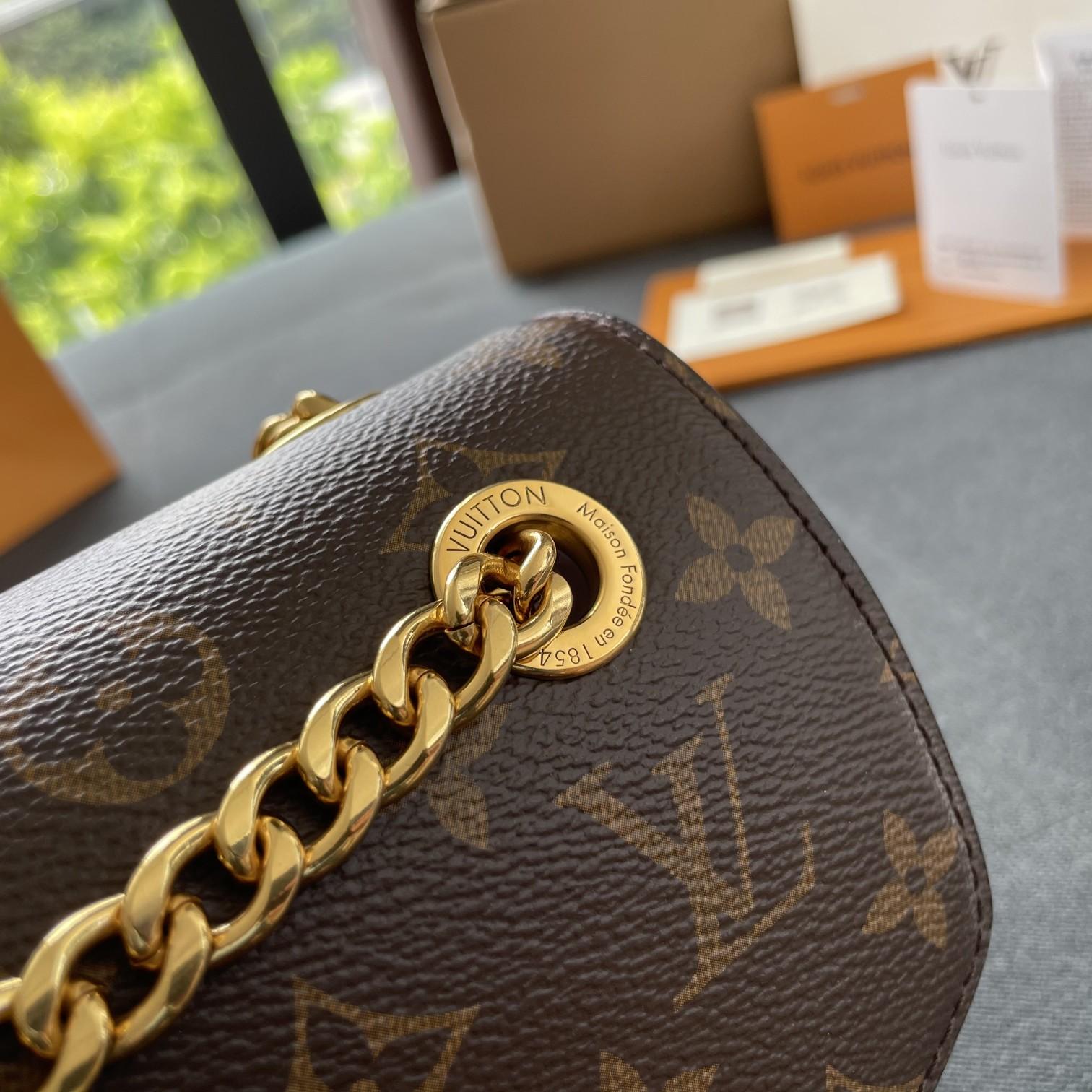 Louis Vuitton Passy(24-17-12cm)   M45592 - DopestKickz