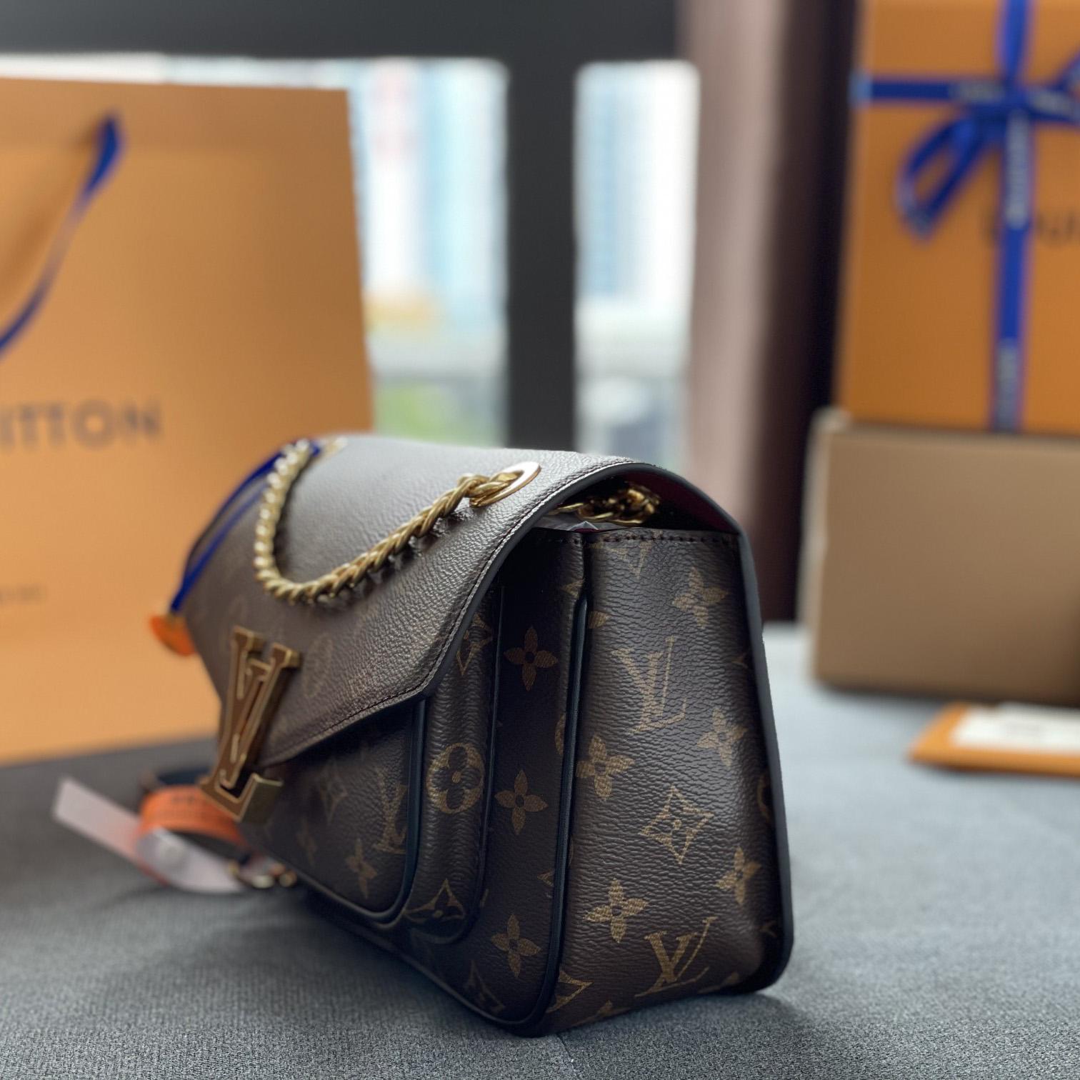 Louis Vuitton Passy(24-17-12cm)   M45592 - DopestKickz