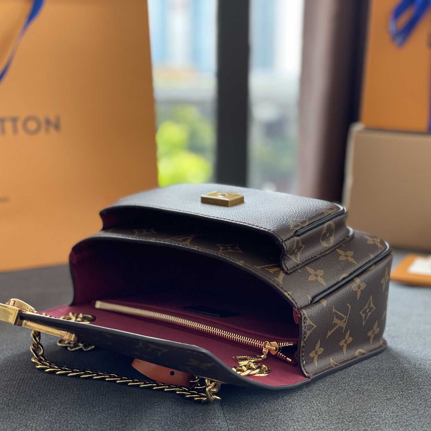 Louis Vuitton Passy(24-17-12cm)   M45592 - DopestKickz