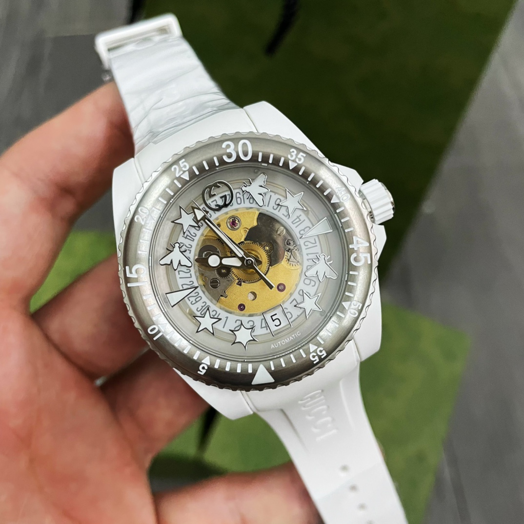 Gucci Dive Watch, 40mm - DopestKickz