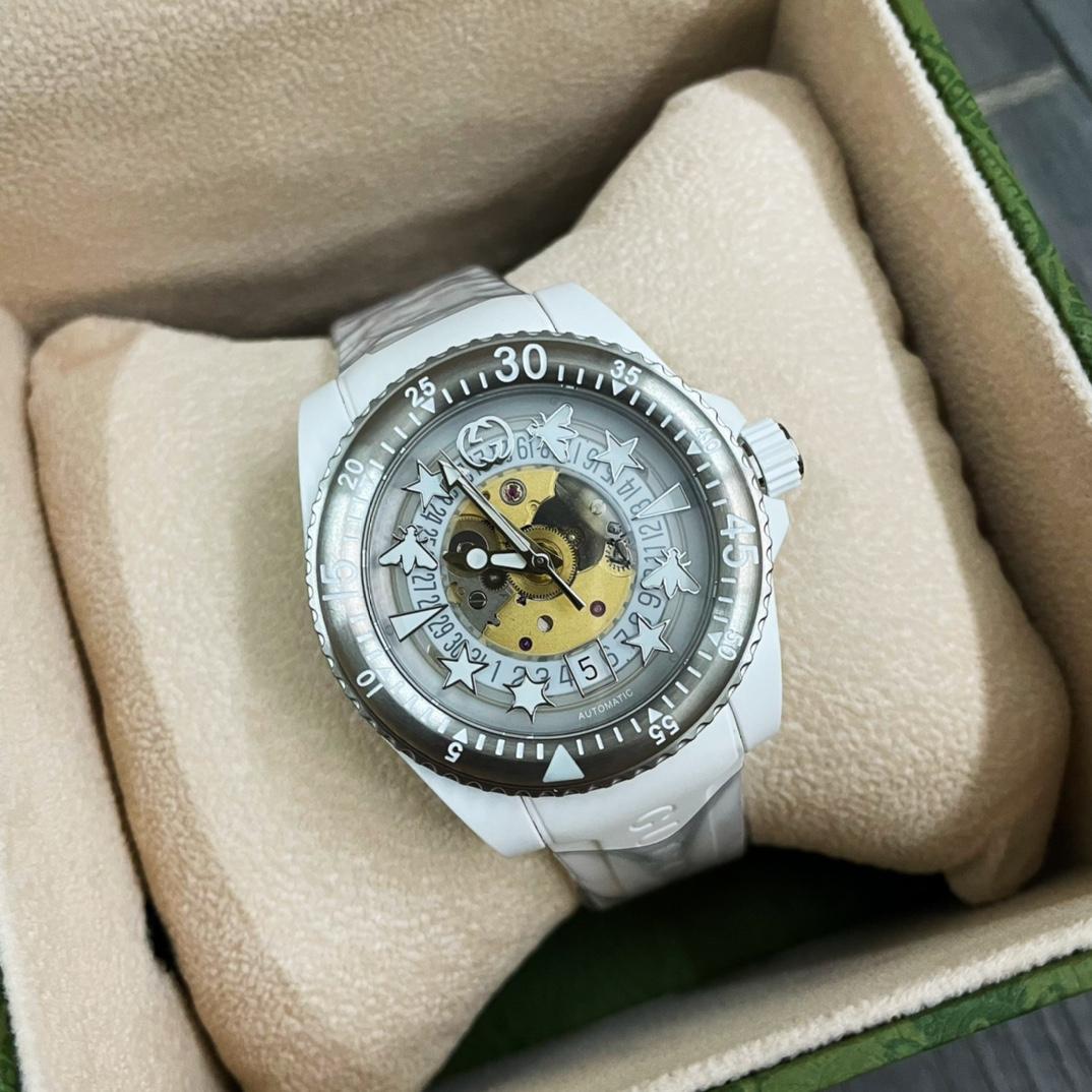 Gucci Dive Watch, 40mm - DopestKickz