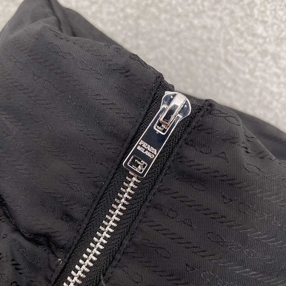 Prada Re-Nylon Cropped Hooded Down Jacket - DopestKickz