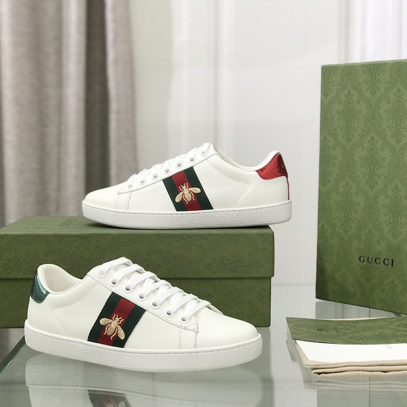 Gucci Ace Sneaker With Bee - DopestKickz
