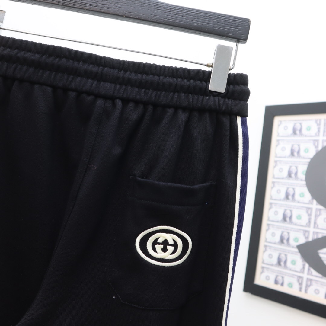 Gucci Zip Jacket & Jogging Pants - DopestKickz