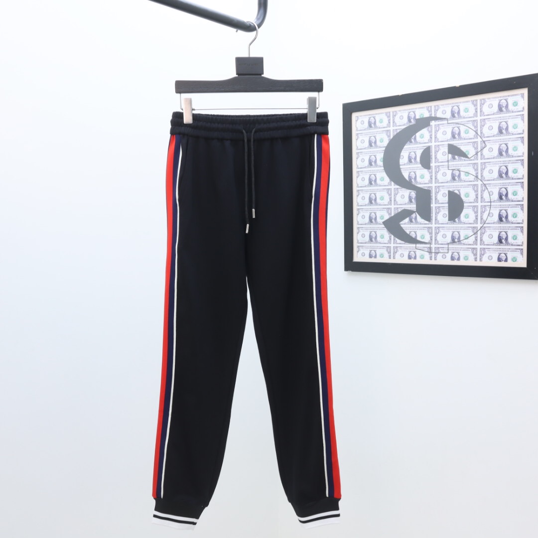 Gucci Zip Jacket & Jogging Pants - DopestKickz
