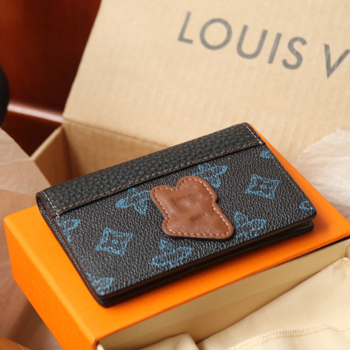 Louis Vuitton Pocket Organizer (7.5-11.1-1cm)   M81789 - DopestKickz