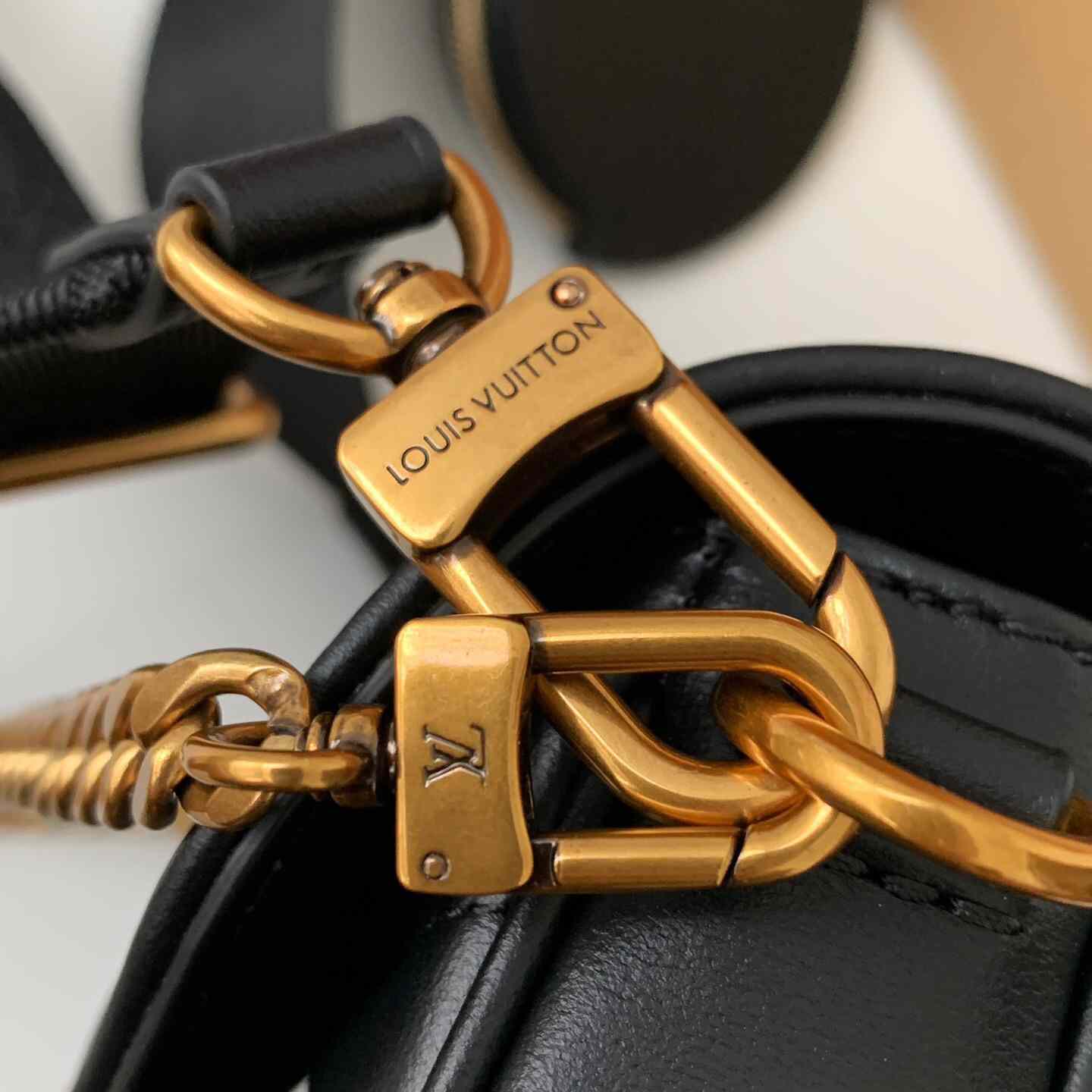  Louis Vuitton New Wave Multi-Pochette(19-14-5cm)   M56461 - DopestKickz