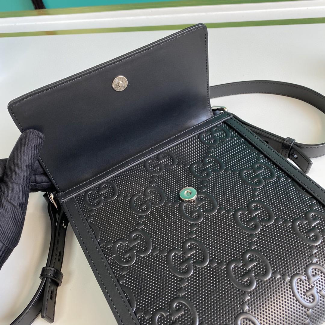 Gucci Embossed GG Motif Messenger Bag - Black(18-20-5.4cm)    625782 - DopestKickz