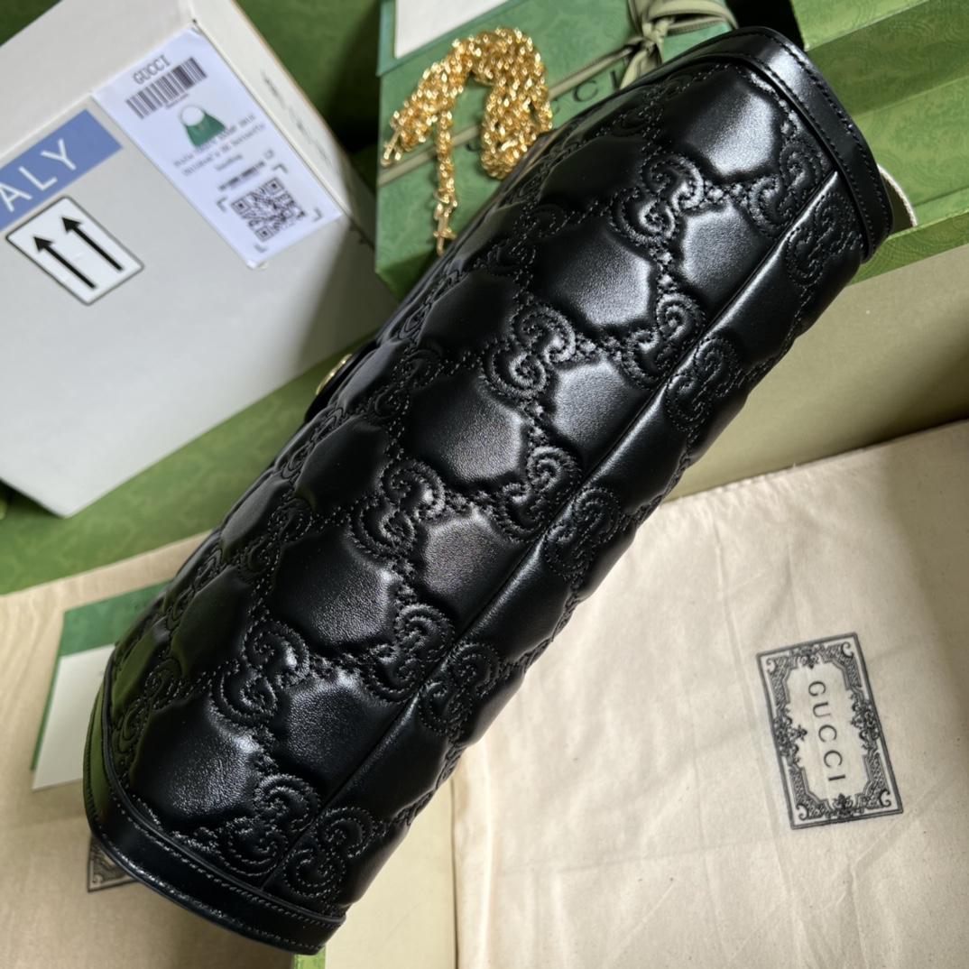 Gucci GG Matelassé Leather Medium Bag(32.5-20-10cm)   - DopestKickz