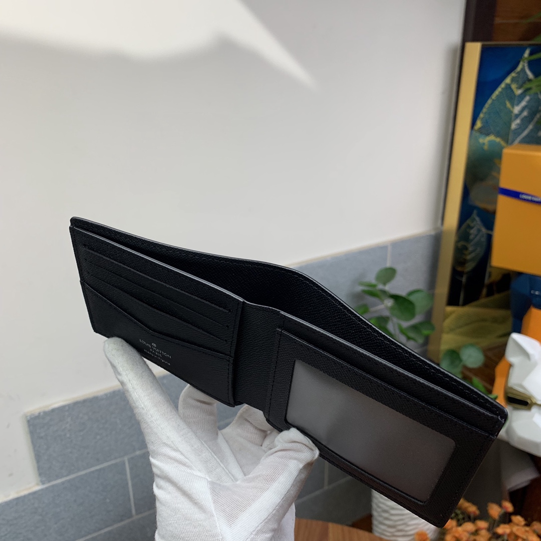 Louis Vuitton Multiple Wallet (11-8.5-1cm)     M61695 - DopestKickz
