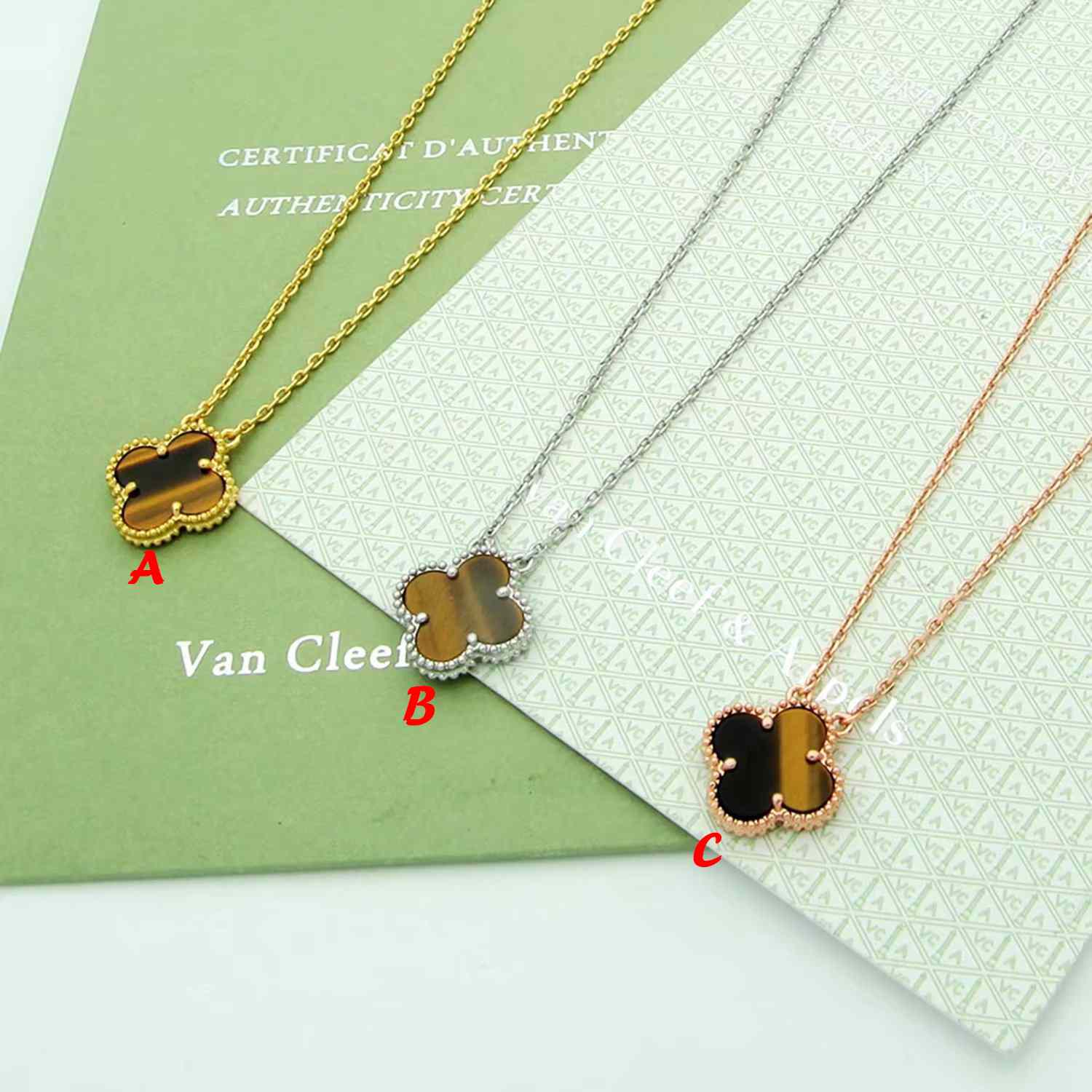 Van Cleef & Arpels Necklace - DopestKickz