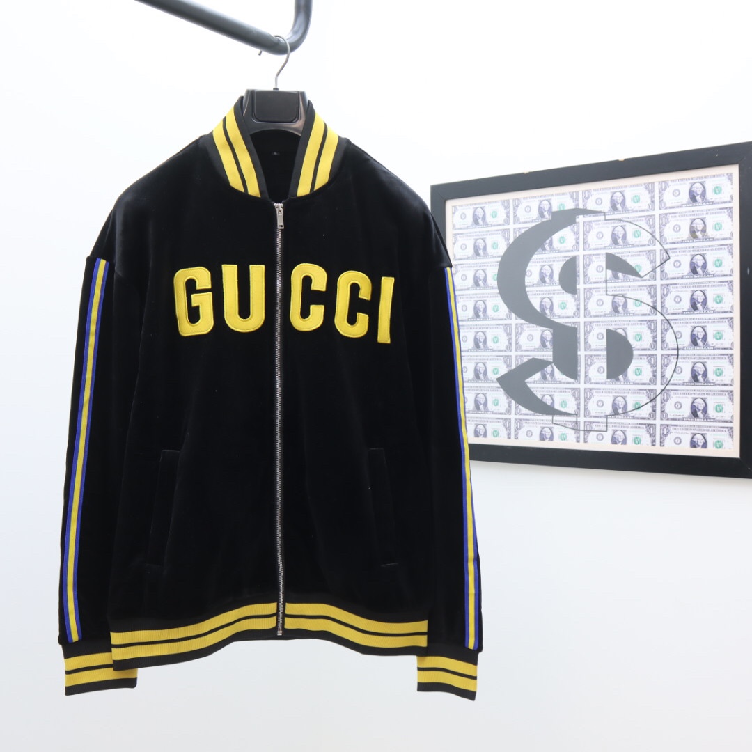 Gucci Zip Jacket & Jogging Pants - DopestKickz