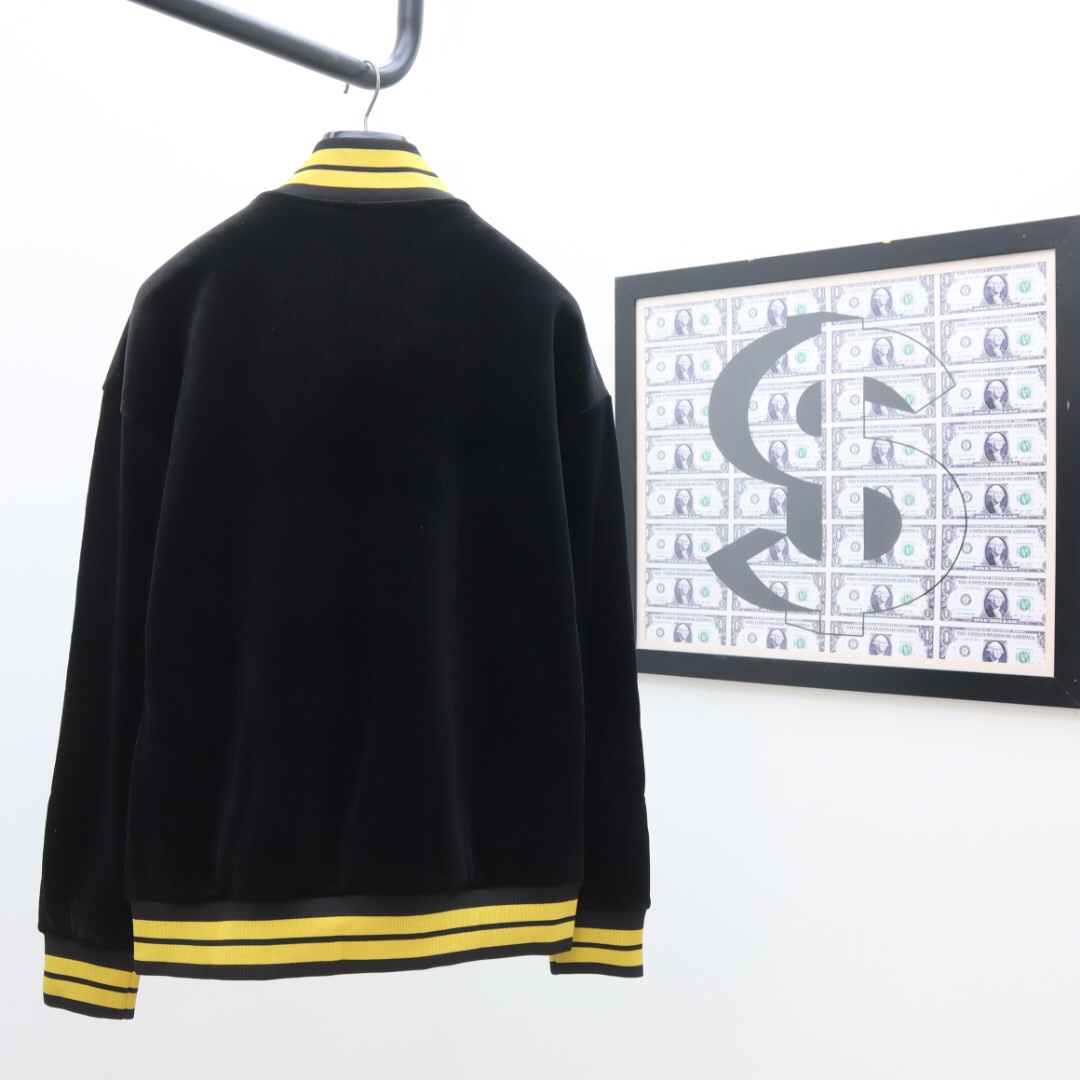 Gucci Zip Jacket & Jogging Pants - DopestKickz