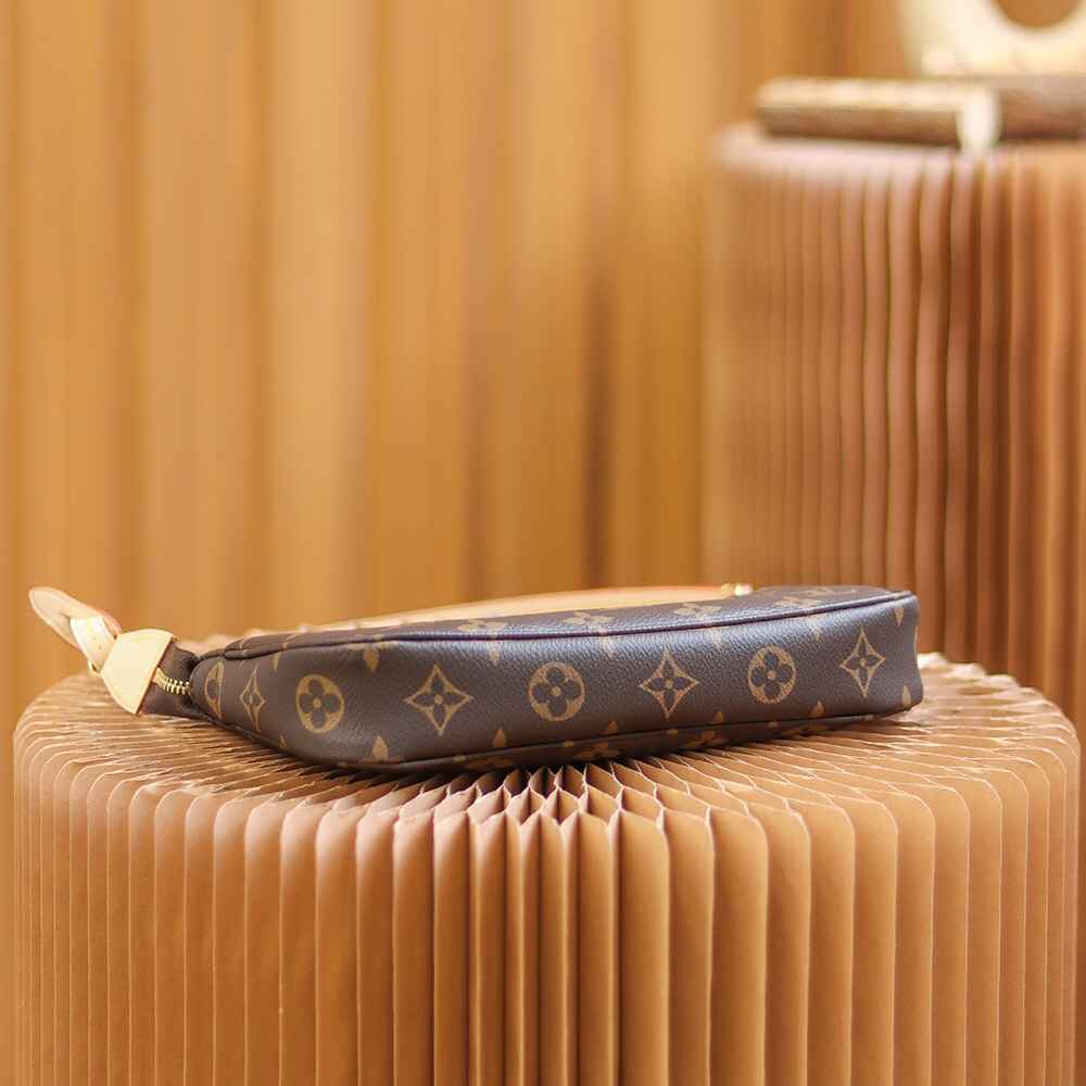  Louis Vuitton Pochette Accessoires(23.5-13.5-4cm)   M40712 - DopestKickz