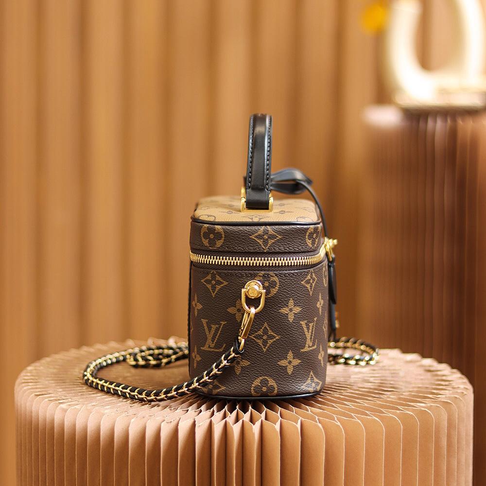 Louis VuittonVanity PM (19-13-11cm)   M45165 - DopestKickz