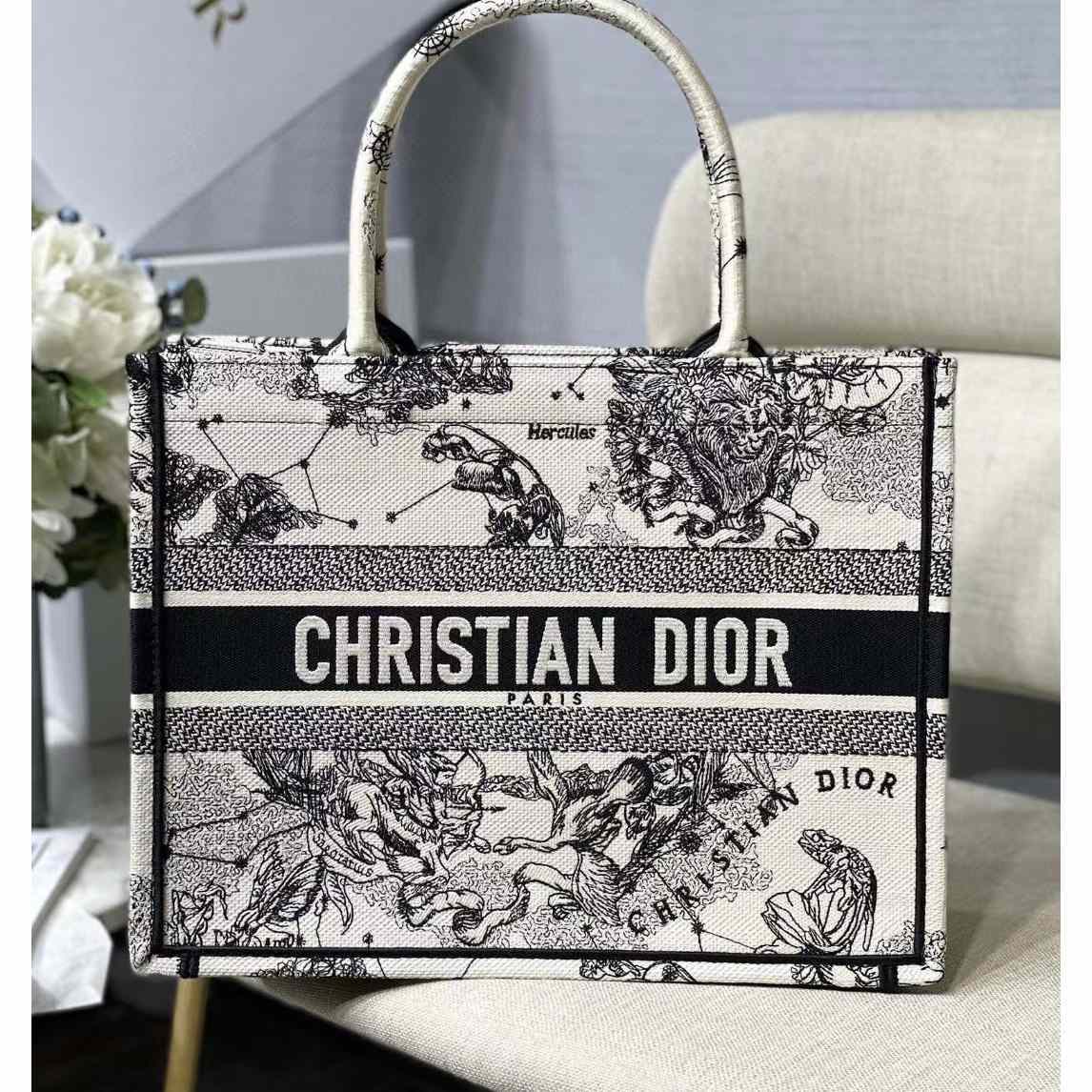Dior Oblique Embroidered Book Tote（36.5-28-17.5CM）-Embroiderable Characters - DopestKickz