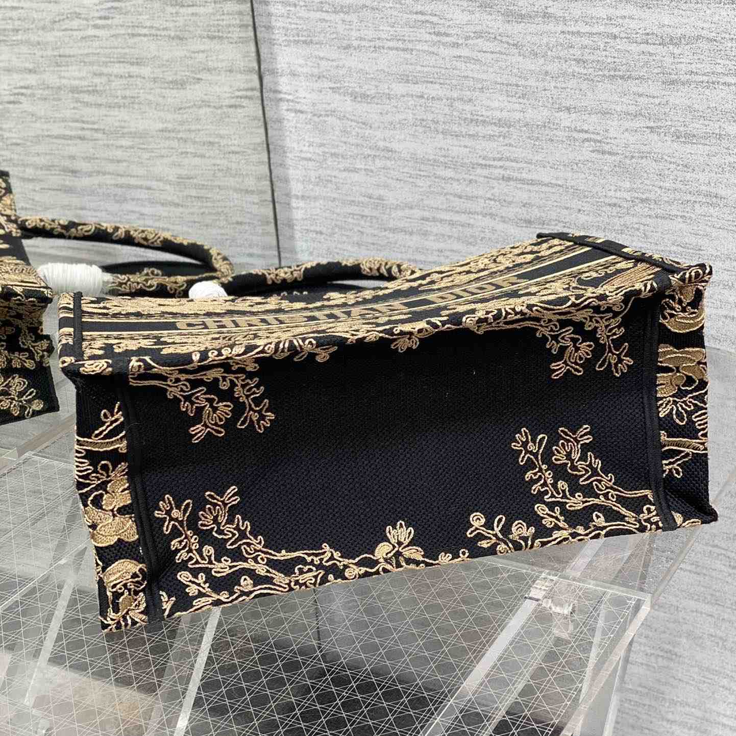 Dior Medium Dior Book Tote(36-18-28cm) - DopestKickz