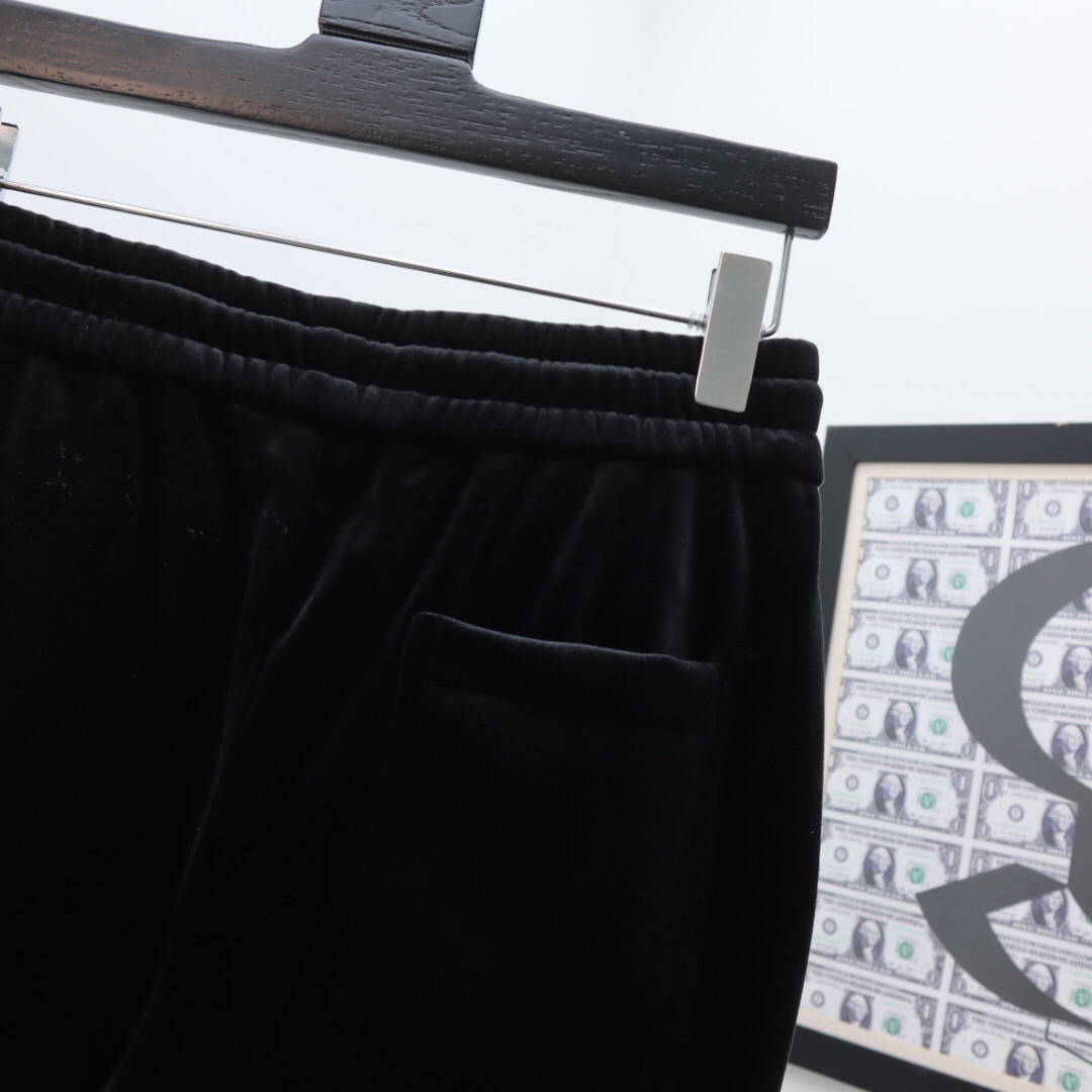 Gucci Zip Jacket & Jogging Pants - DopestKickz