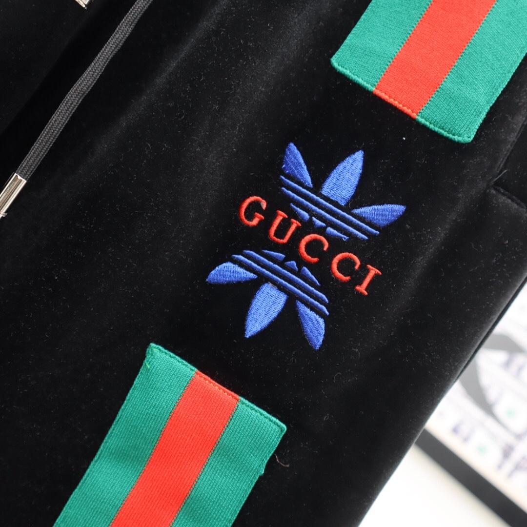 Gucci Zip Jacket & Jogging Pants - DopestKickz
