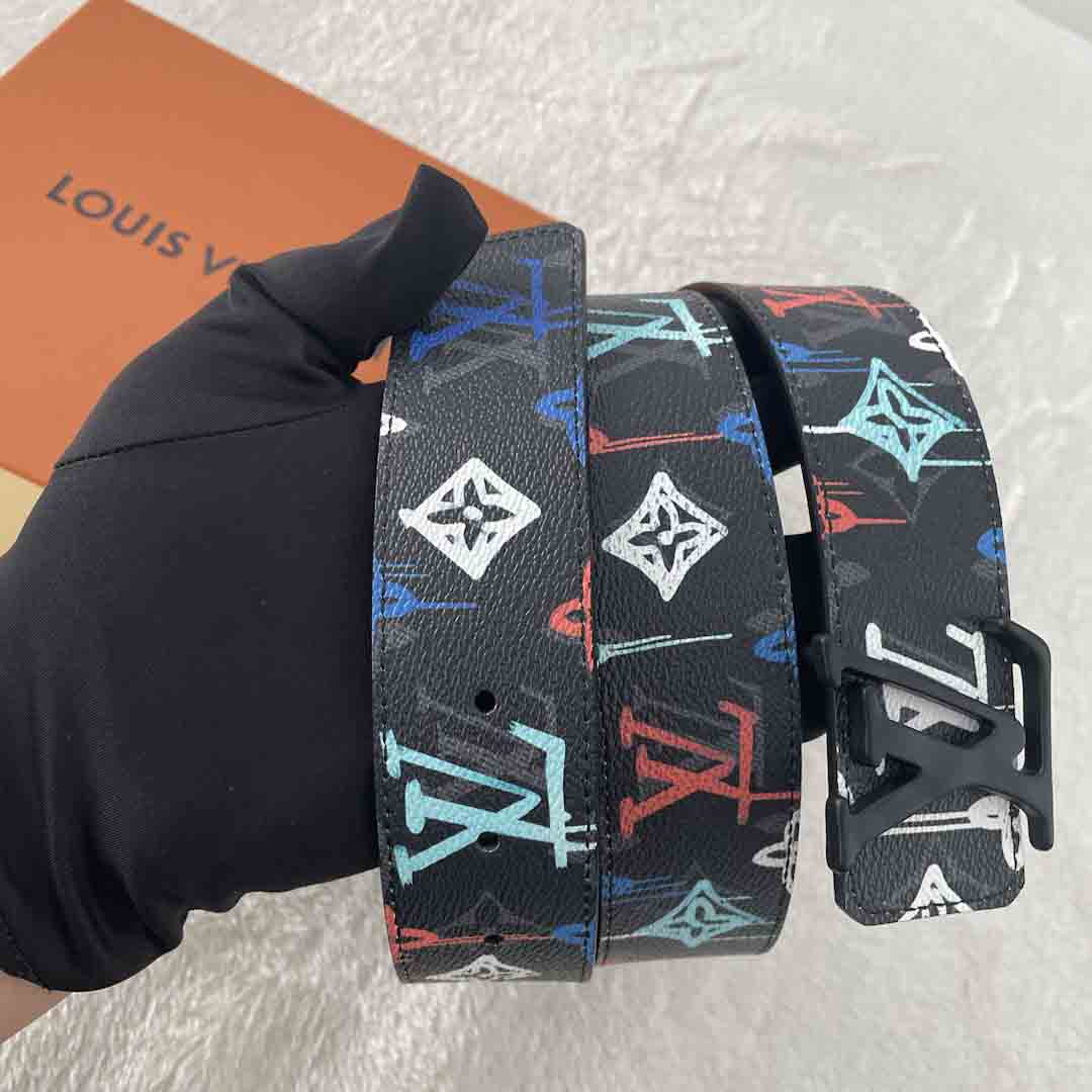 Louis Vuitton LV Shape 40MM Reversible Belt    M0637U - DopestKickz