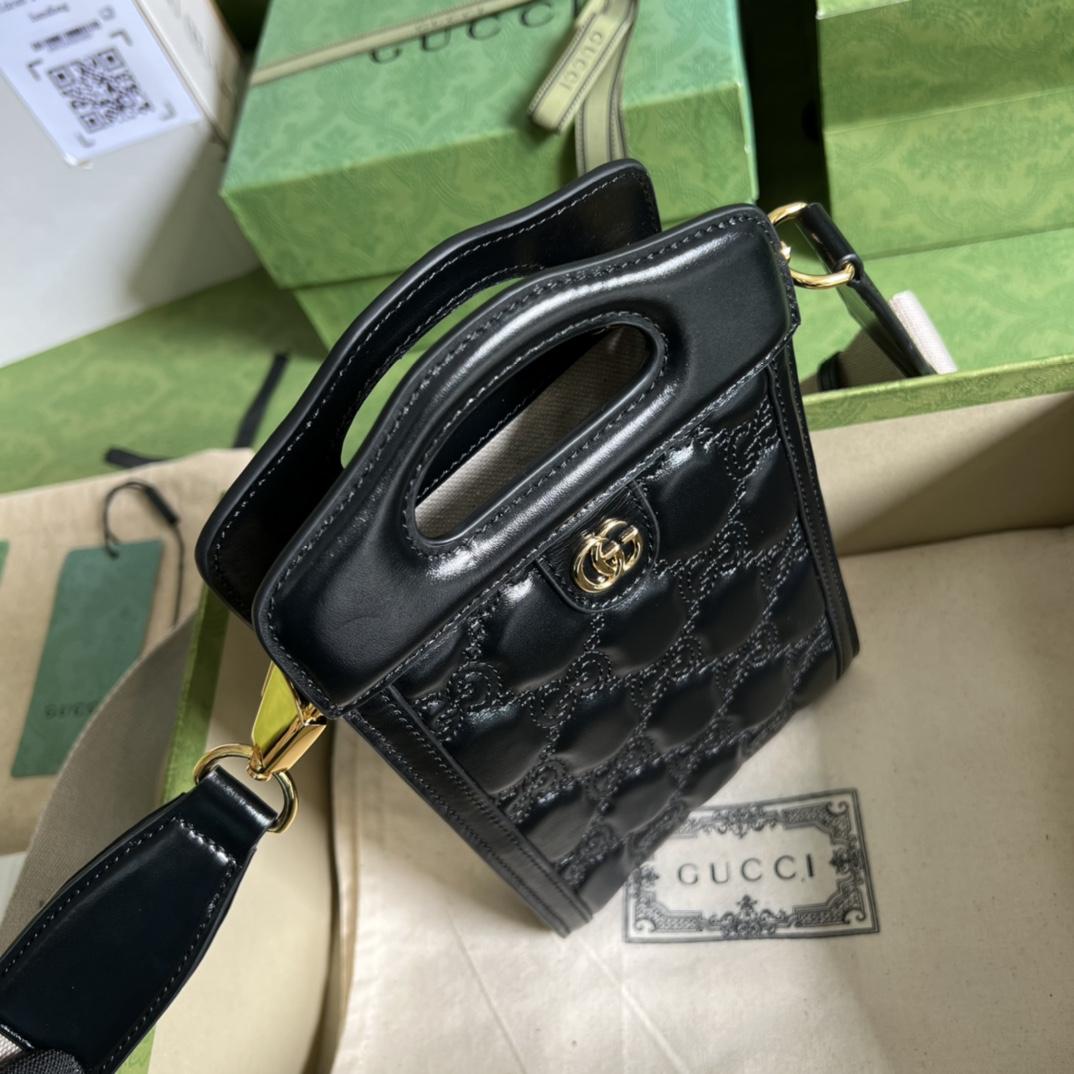 Gucci GG Matelassé Top Handle Mini Bag(14-23-4.5cm)   - DopestKickz
