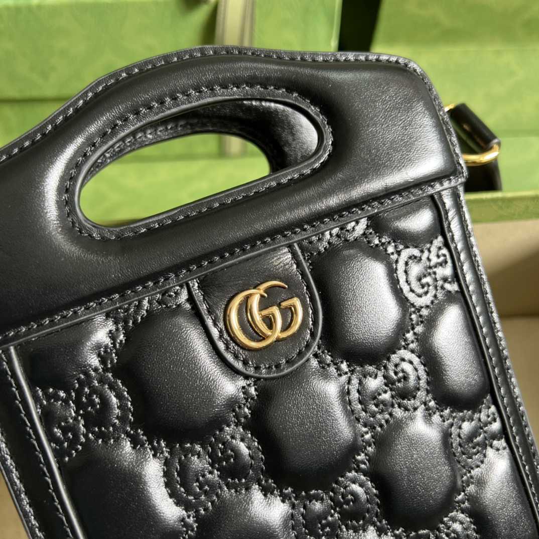 Gucci GG Matelassé Top Handle Mini Bag(14-23-4.5cm)   - DopestKickz